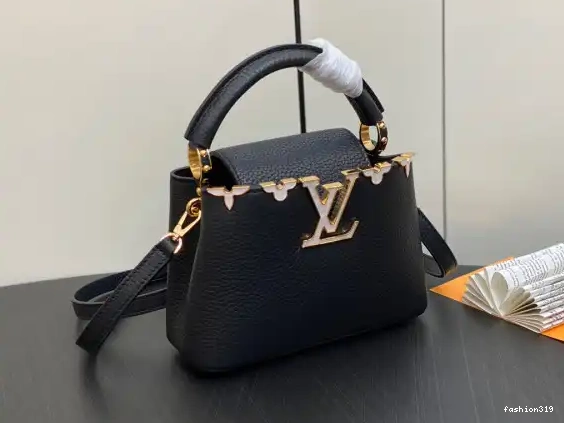 CAPUCINES VUITTON LOUIS BB 0422